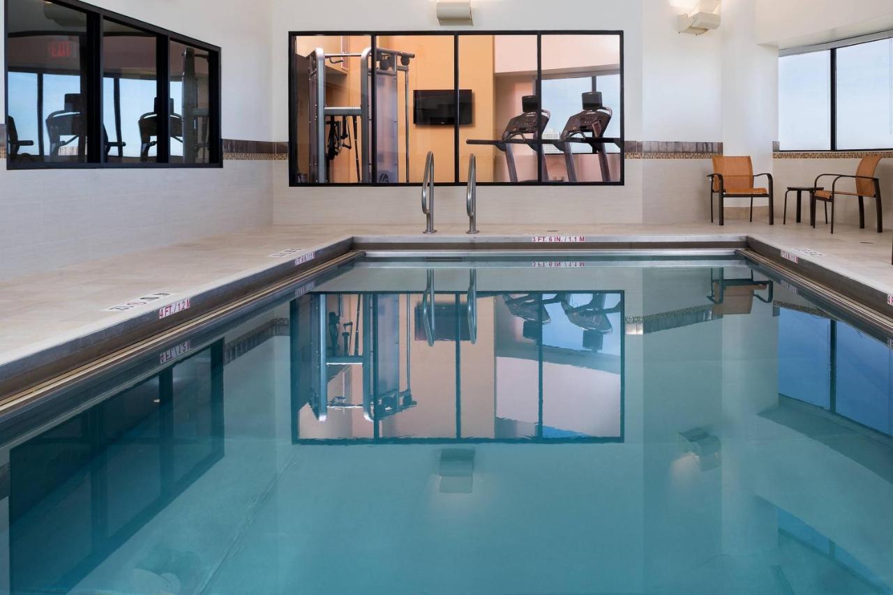 Courtyard By Marriott Minneapolis Downtown Екстер'єр фото