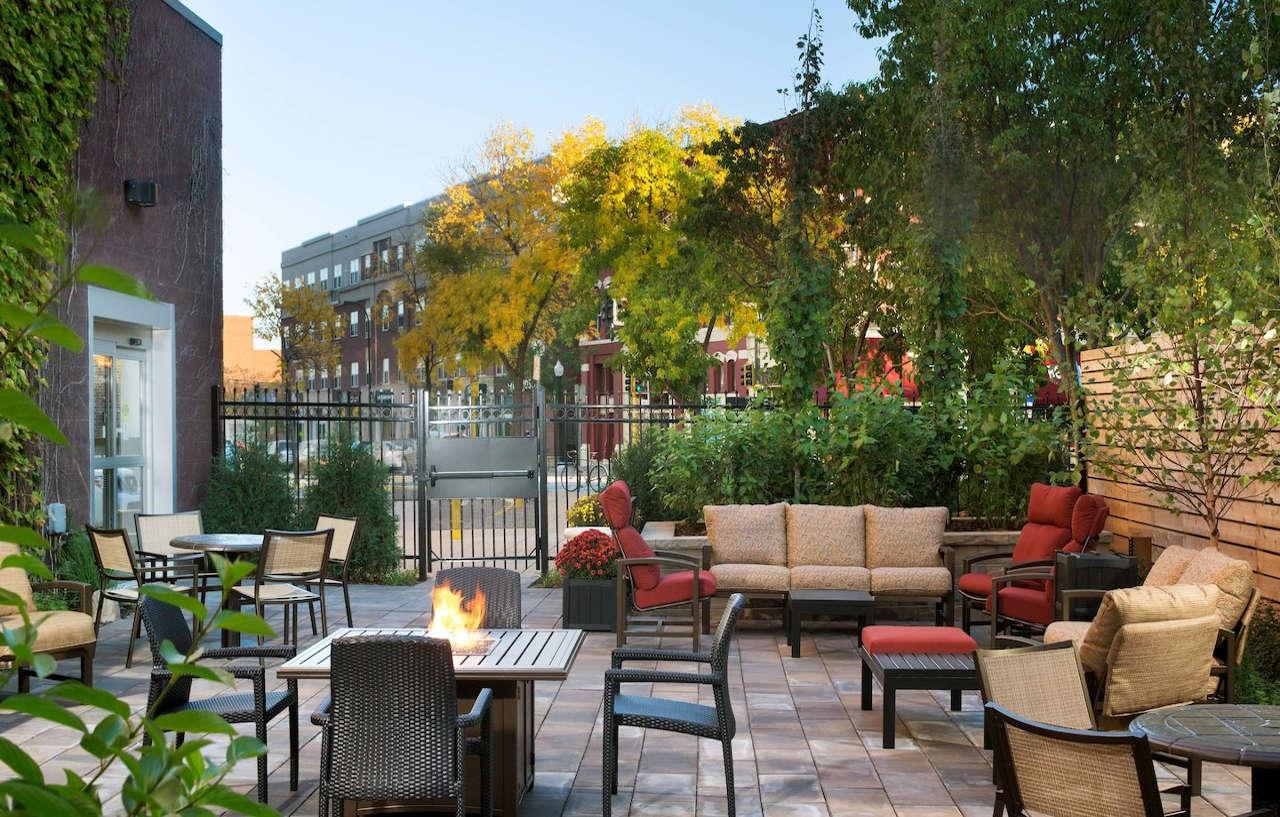 Courtyard By Marriott Minneapolis Downtown Екстер'єр фото
