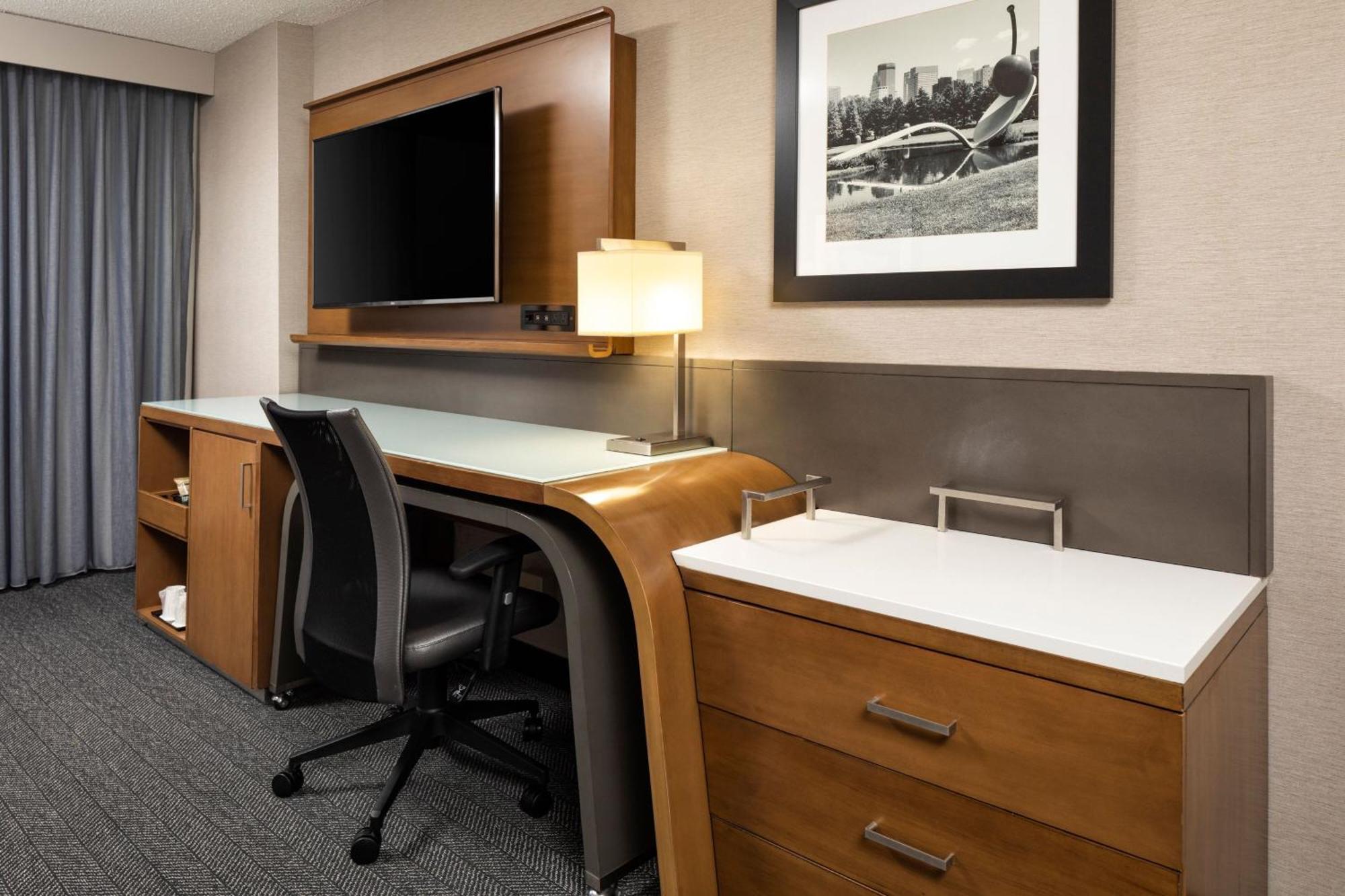 Courtyard By Marriott Minneapolis Downtown Екстер'єр фото