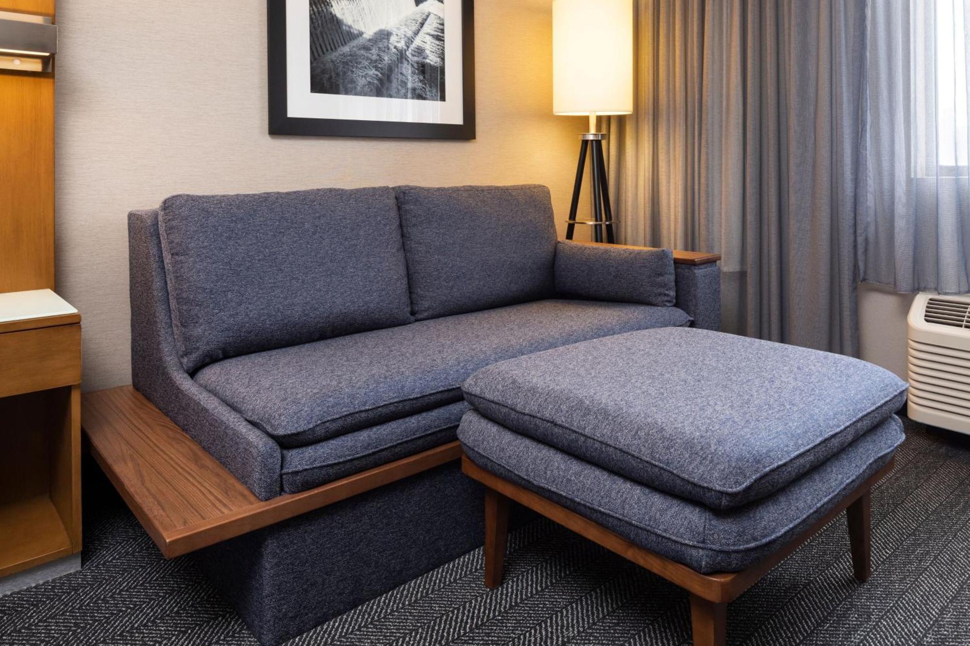 Courtyard By Marriott Minneapolis Downtown Екстер'єр фото
